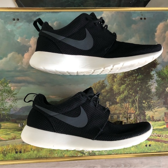 Nike roshe running shoes - Picture 3 of 6